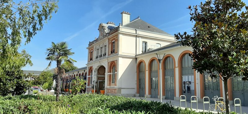 Vichy, La gare, vue extérieure